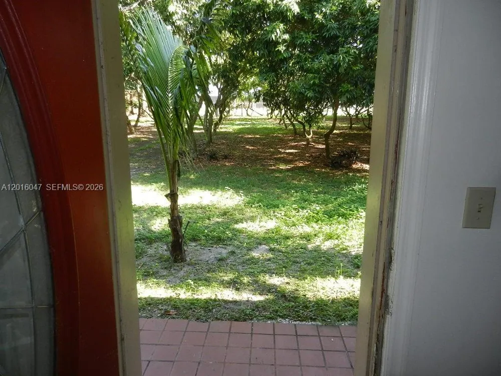 18950 SW 240th St Homestead, FL 33031
