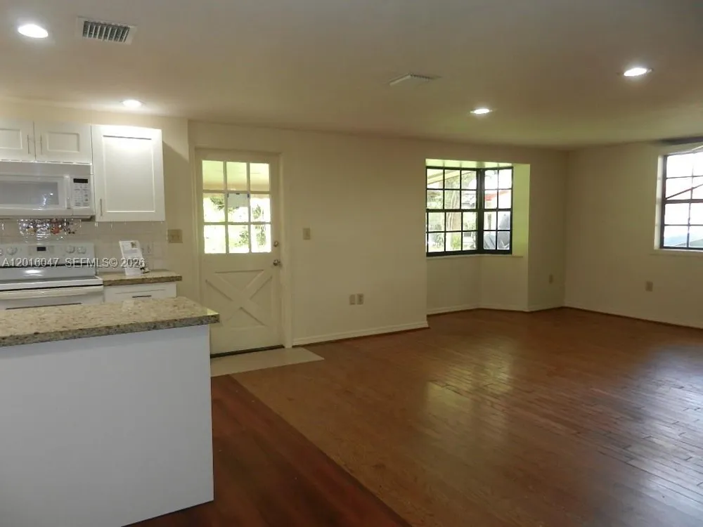 18950 SW 240th St Homestead, FL 33031