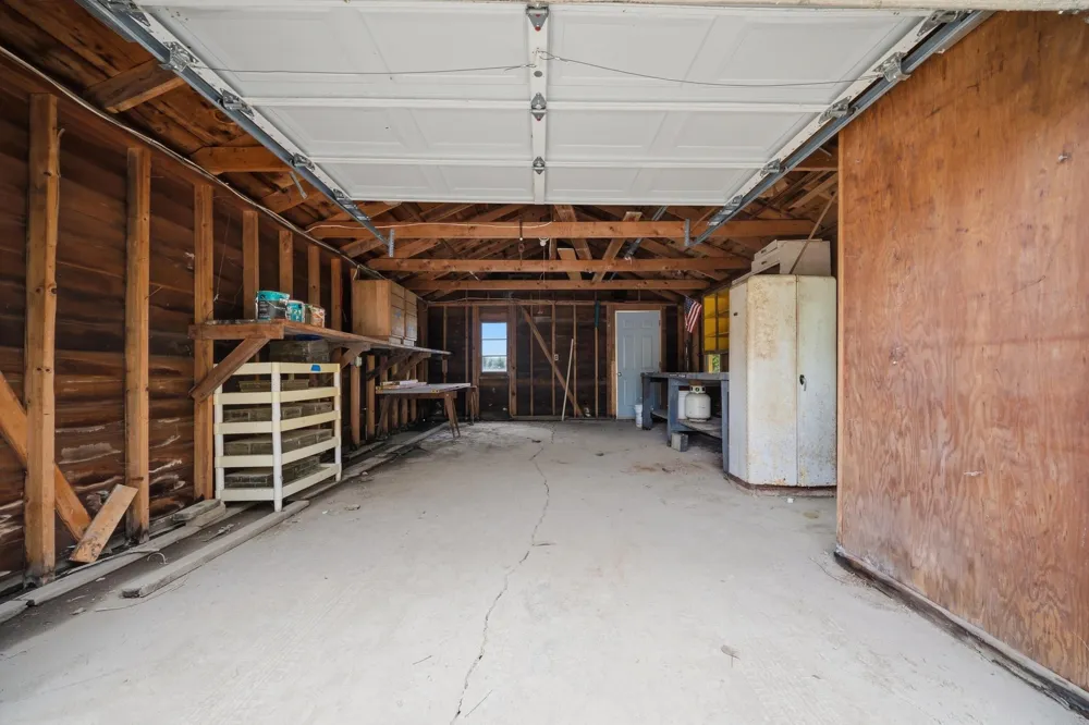 1196 Lakeview Drive Brooklyn, MI 49230