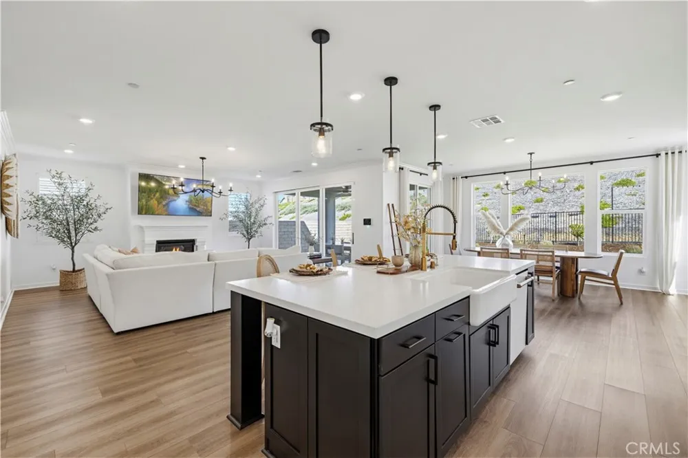 28445 Sunny Ridge Terrace Castaic, CA 91384