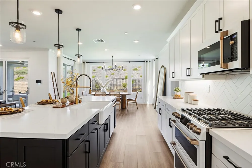 28445 Sunny Ridge Terrace Castaic, CA 91384