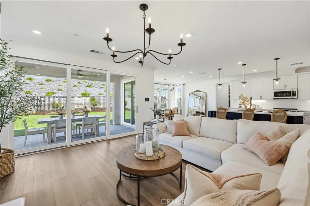 28445 Sunny Ridge Terrace Castaic, CA 91384