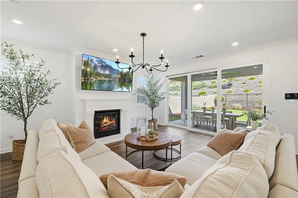 28445 Sunny Ridge Terrace Castaic, CA 91384