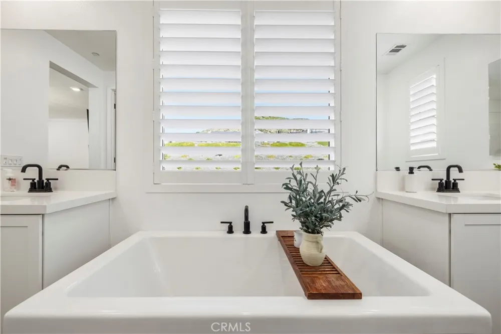 28445 Sunny Ridge Terrace Castaic, CA 91384