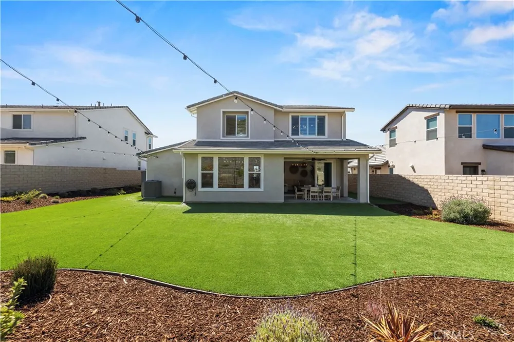 28445 Sunny Ridge Terrace Castaic, CA 91384
