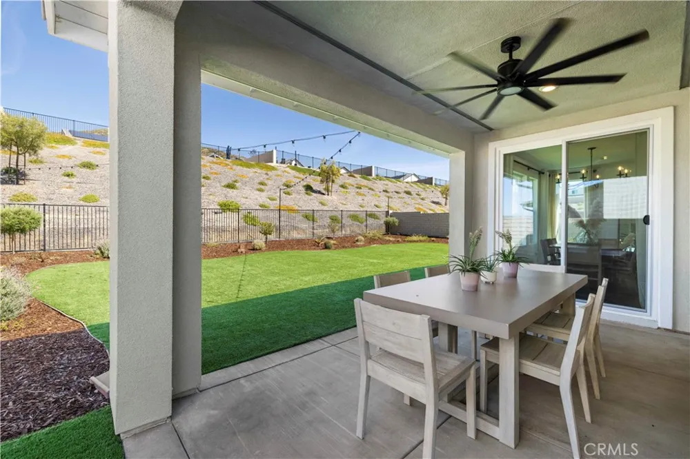 28445 Sunny Ridge Terrace Castaic, CA 91384