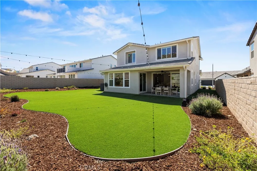 28445 Sunny Ridge Terrace Castaic, CA 91384
