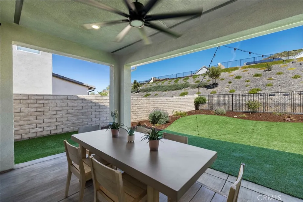 28445 Sunny Ridge Terrace Castaic, CA 91384