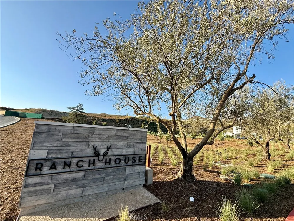 28445 Sunny Ridge Terrace Castaic, CA 91384