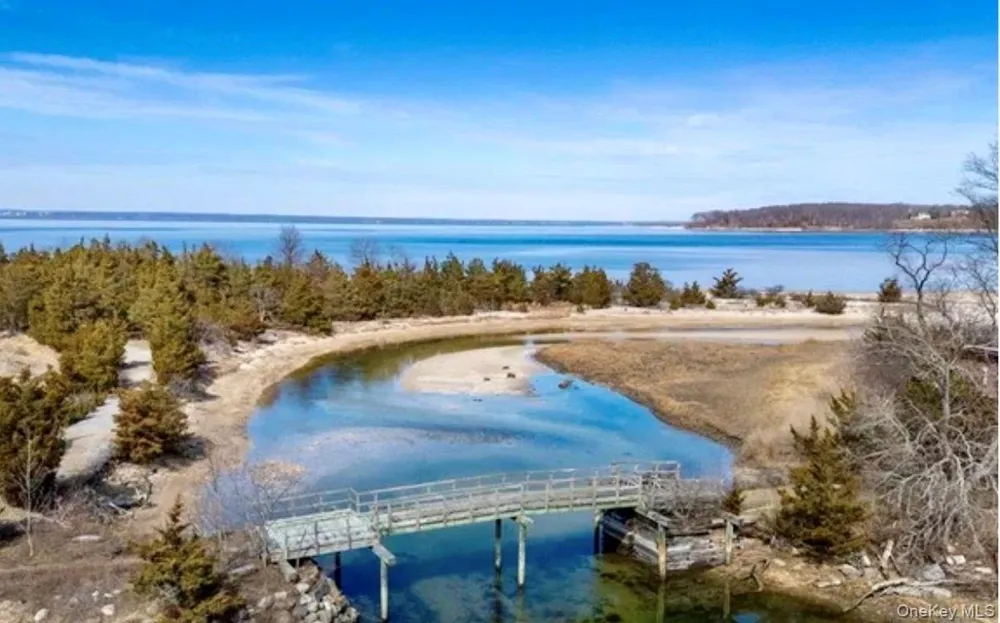 224 Centre Island Road Centre Island, NY 11771