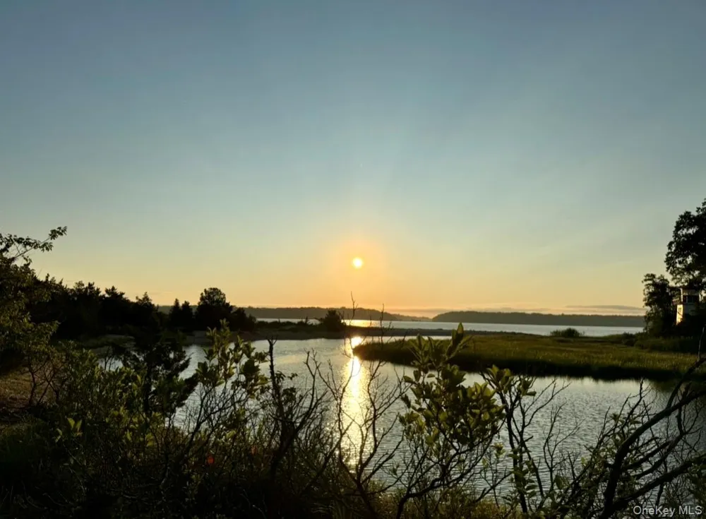 224 Centre Island Road Centre Island, NY 11771