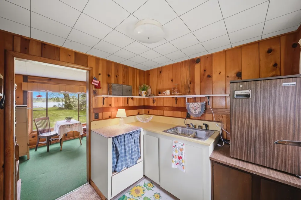 1196 Lakeview Drive Napoleon Township, MI 49230