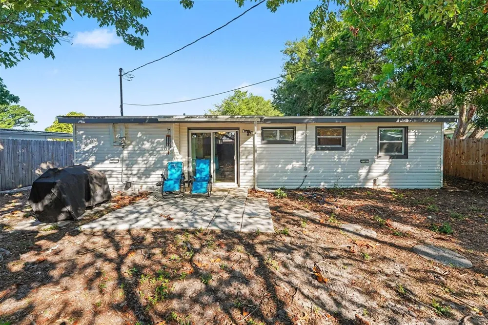 8036 ROSE TERRACE Seminole, FL 33777