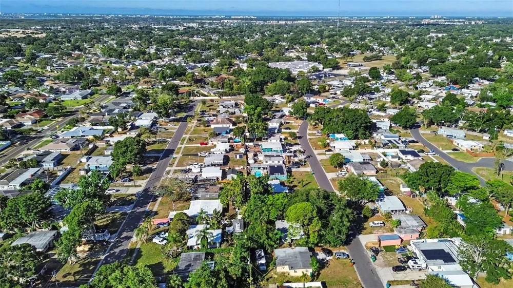 8036 ROSE TERRACE Seminole, FL 33777
