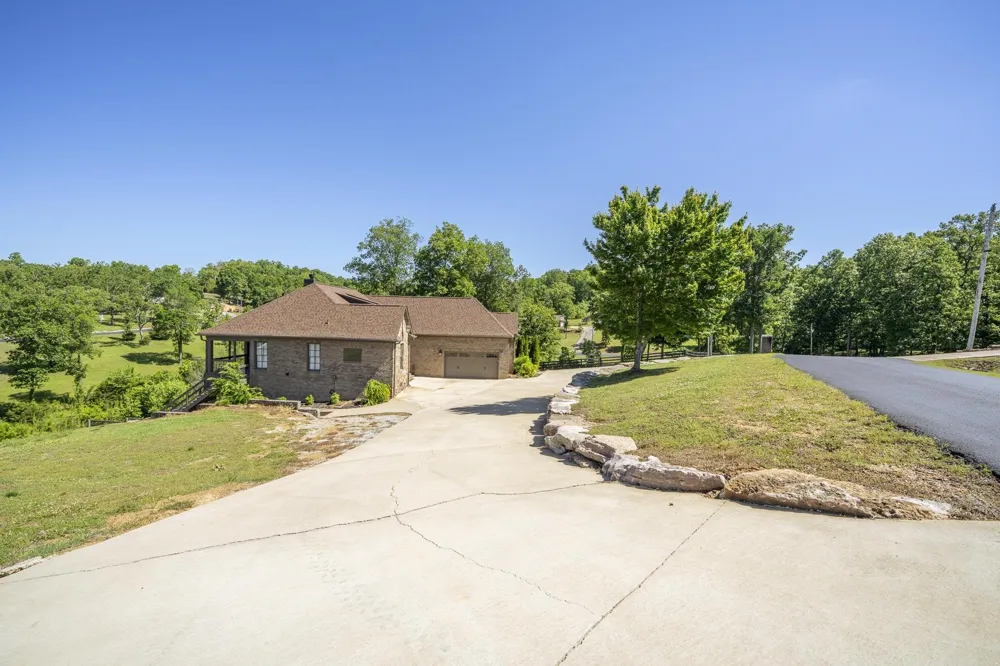 202 RIVERBEND LN Bath Springs, TN 38311
