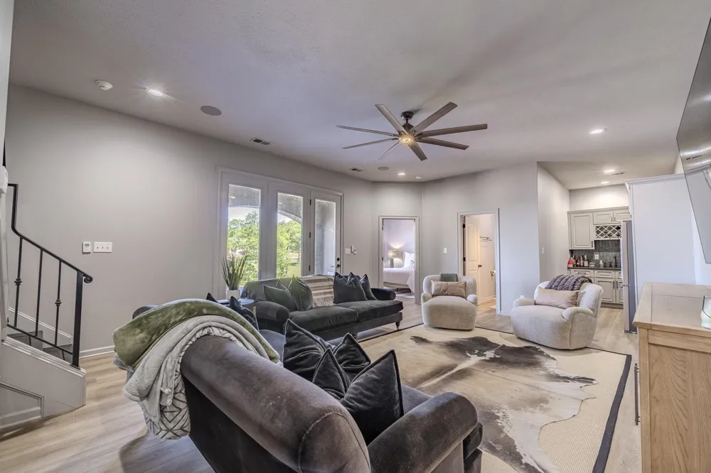 202 RIVERBEND LN Bath Springs, TN 38311