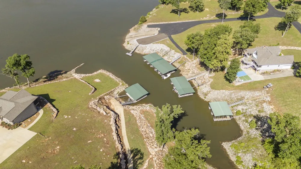 202 RIVERBEND LN Bath Springs, TN 38311