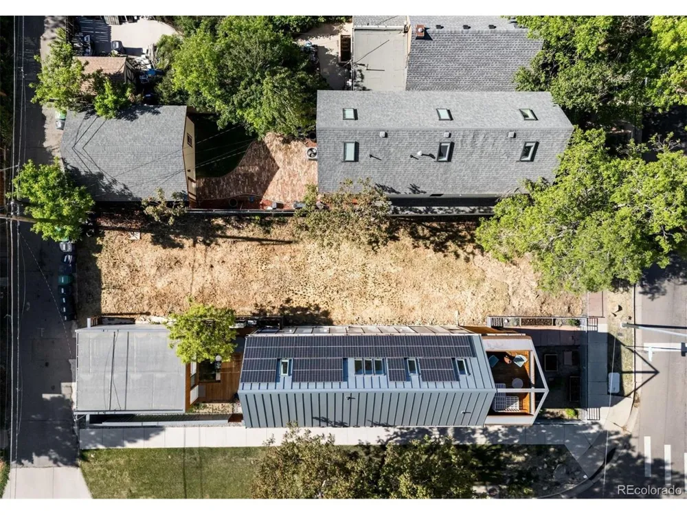 2252 Washington Street Denver, CO 80205