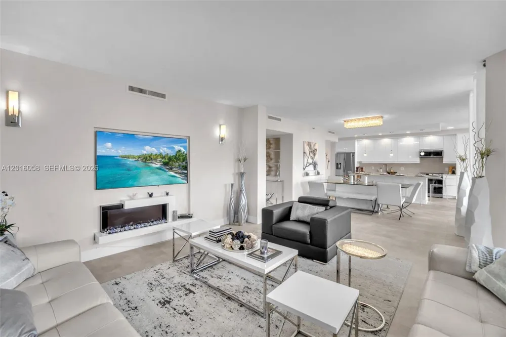 20191 E Country Club Dr #601 Aventura, FL 33180