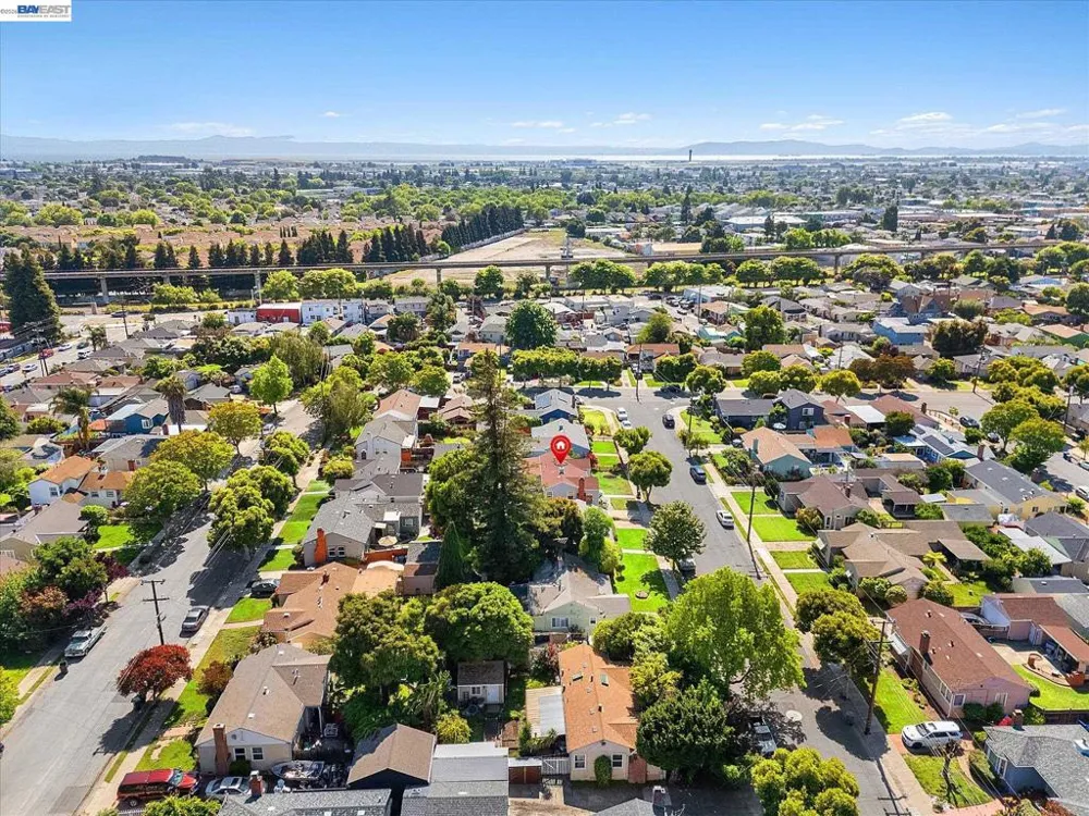 381 Lexington Ave San Leandro, CA 94577