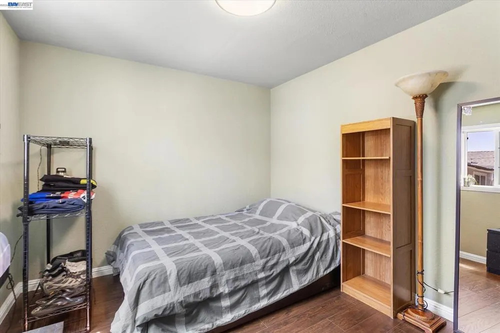 381 Lexington Ave San Leandro, CA 94577