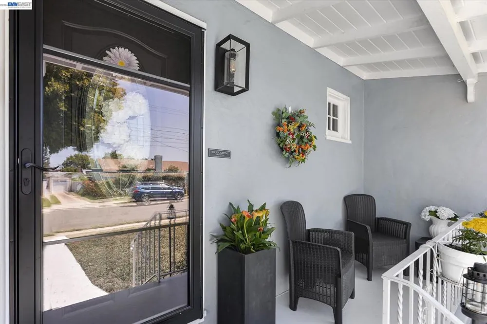 381 Lexington Ave San Leandro, CA 94577