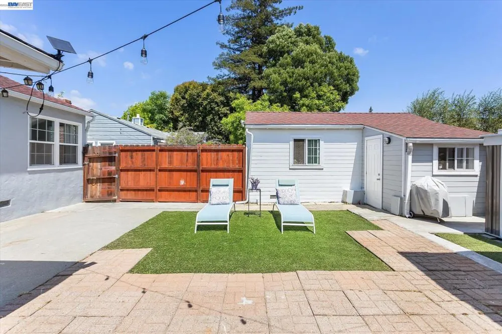 381 Lexington Ave San Leandro, CA 94577