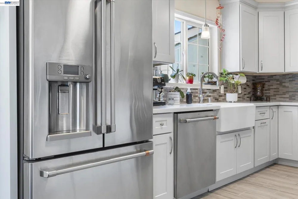 381 Lexington Ave San Leandro, CA 94577