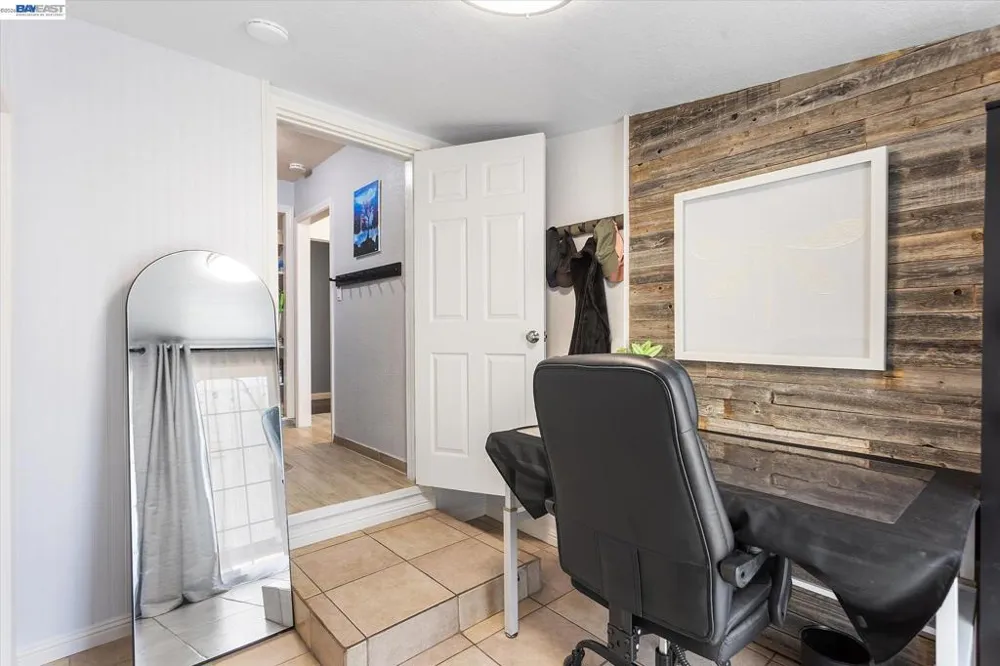 381 Lexington Ave San Leandro, CA 94577