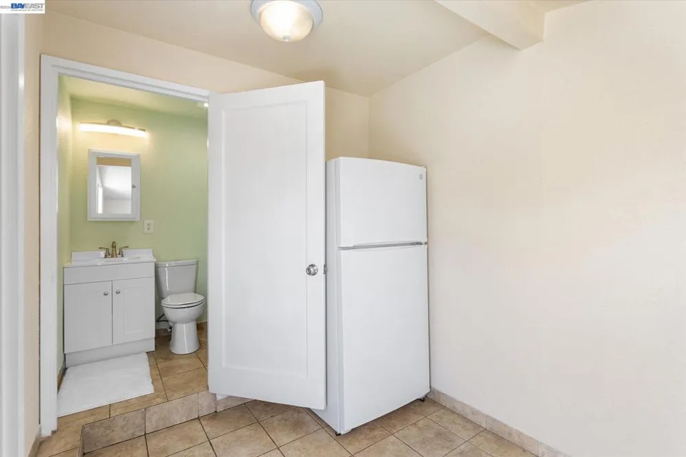 381 Lexington Ave San Leandro, CA 94577