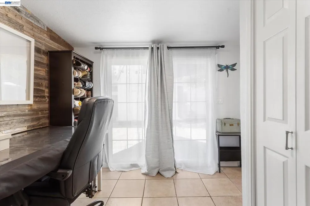381 Lexington Ave San Leandro, CA 94577