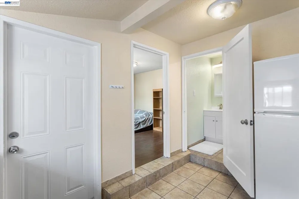 381 Lexington Ave San Leandro, CA 94577