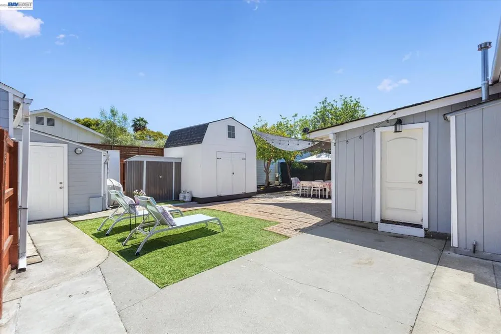 381 Lexington Ave San Leandro, CA 94577