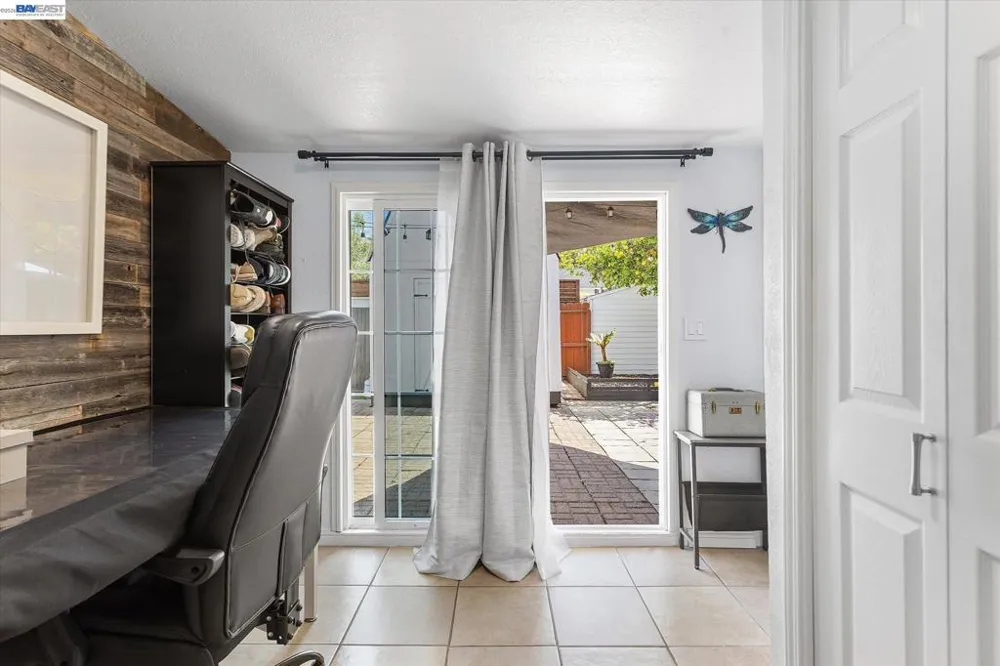 381 Lexington Ave San Leandro, CA 94577