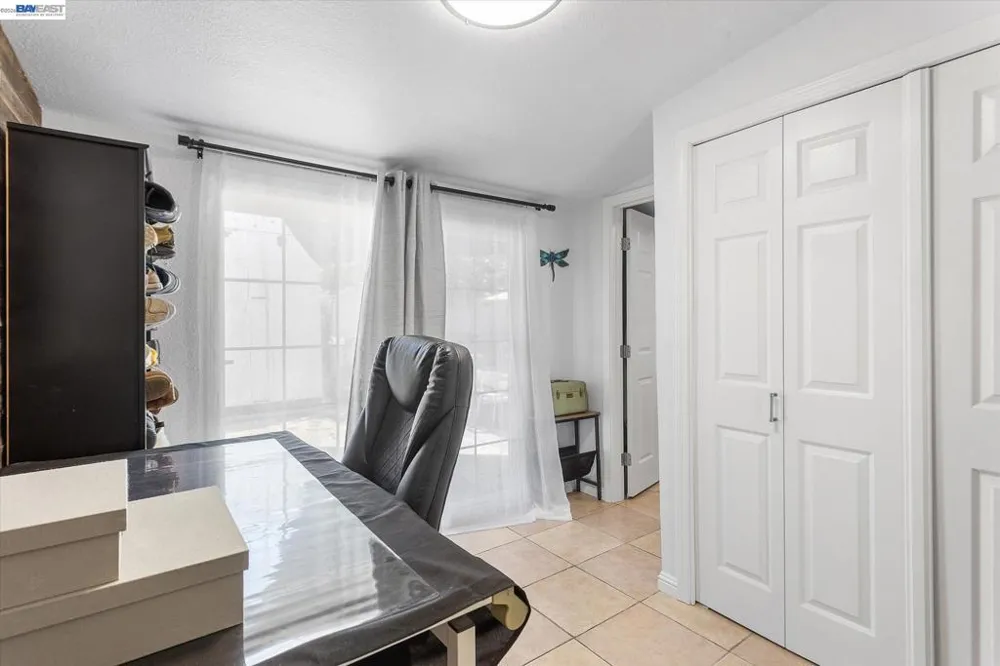 381 Lexington Ave San Leandro, CA 94577