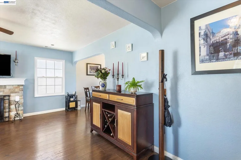 381 Lexington Ave San Leandro, CA 94577