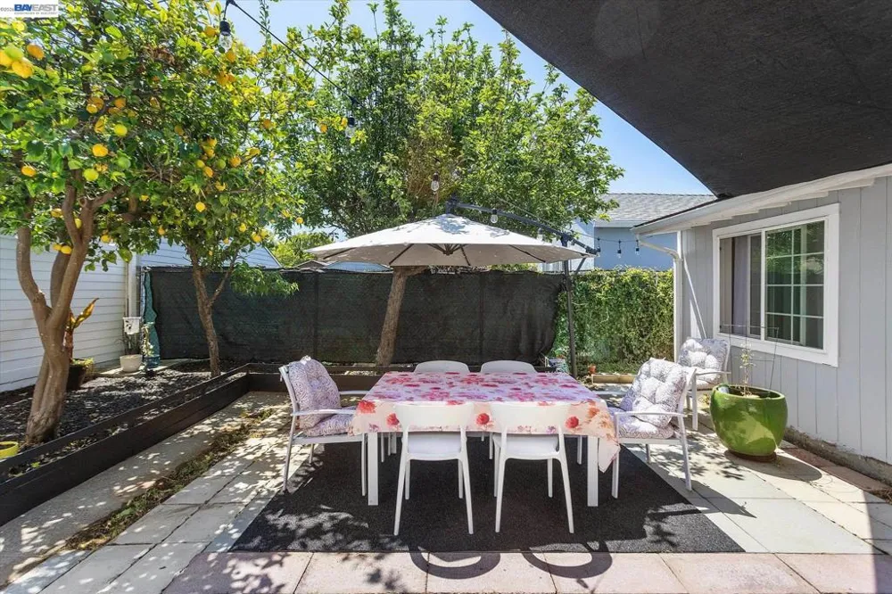 381 Lexington Ave San Leandro, CA 94577