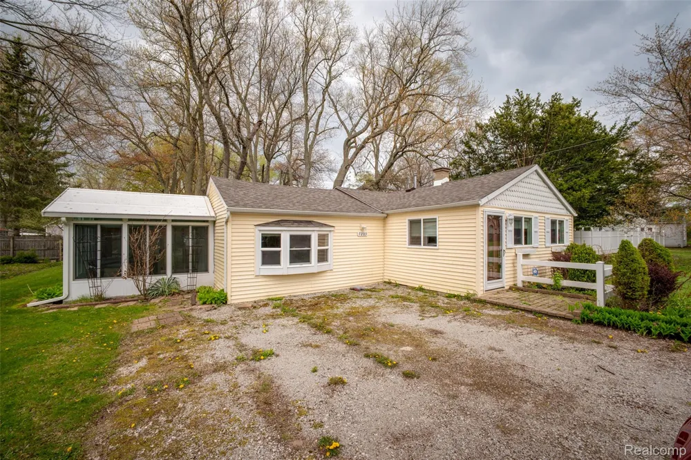 7203 Aspen Road Worth Township, MI 48450