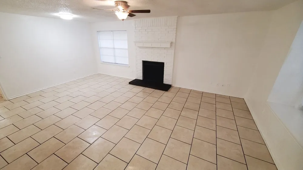 3427 Republic Drive Forest Hill, TX 76140
