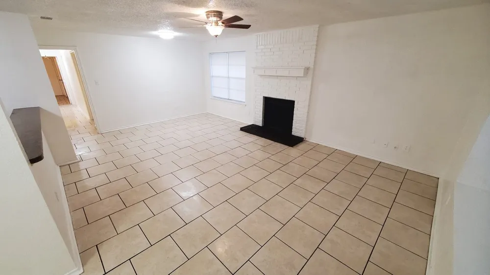 3427 Republic Drive Forest Hill, TX 76140