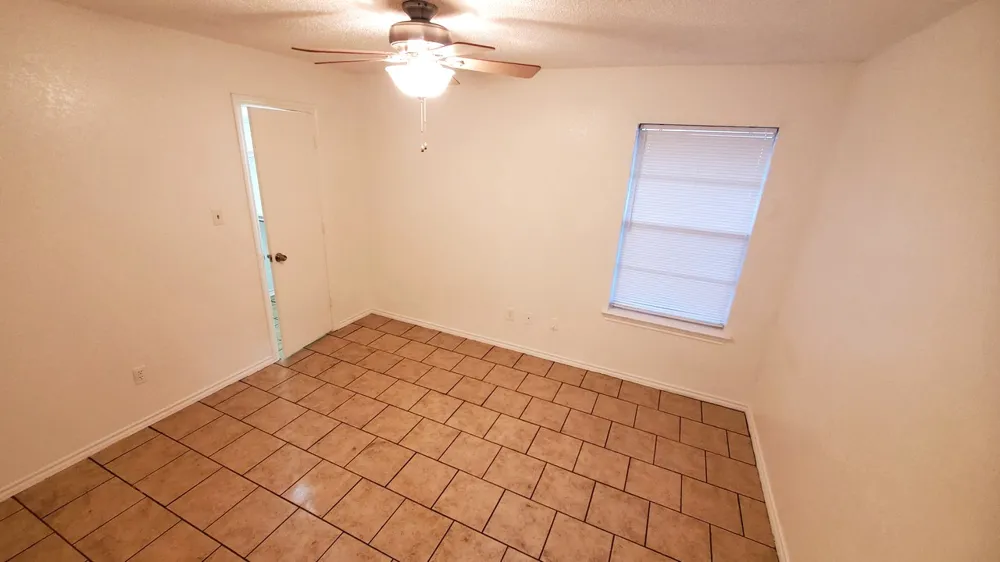 3427 Republic Drive Forest Hill, TX 76140