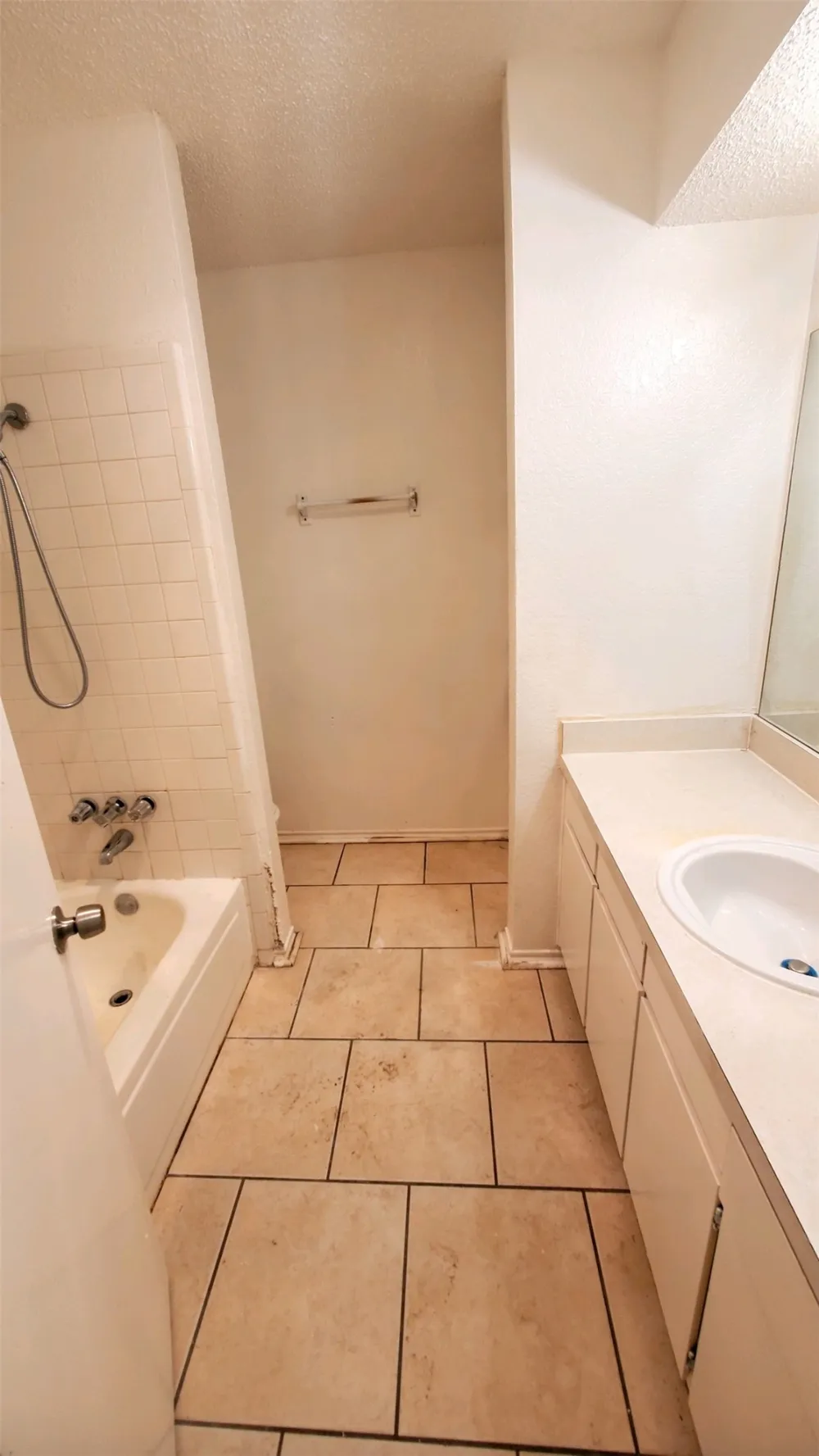 3427 Republic Drive Forest Hill, TX 76140