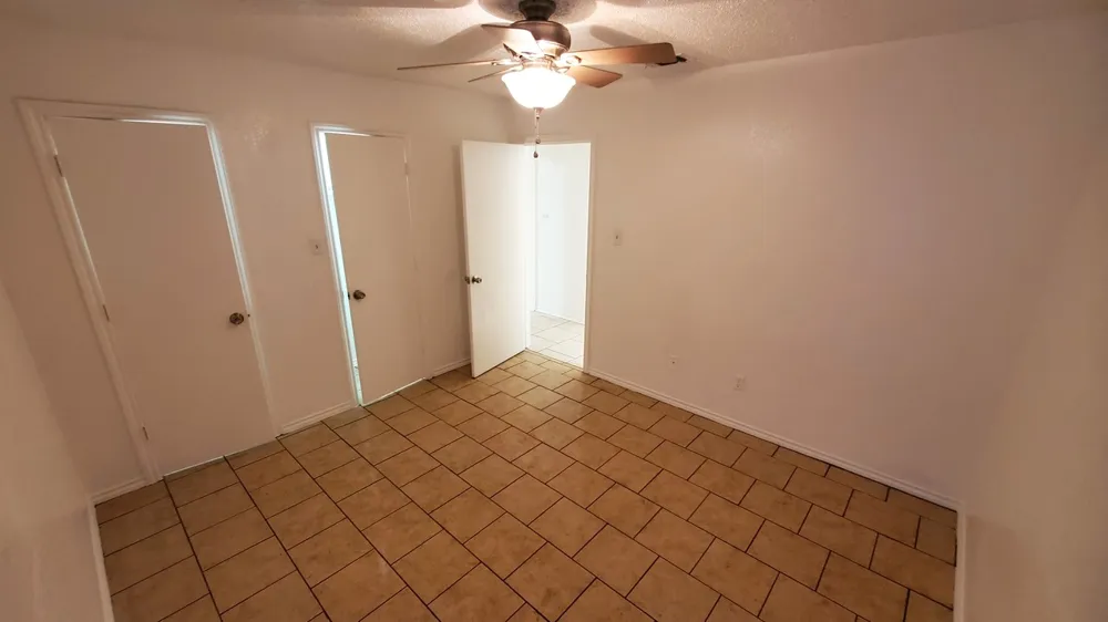 3427 Republic Drive Forest Hill, TX 76140