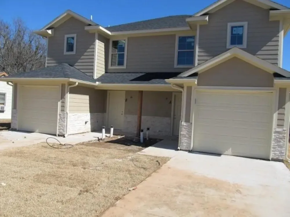1525 Franklin Avenue Bonham, TX 75418