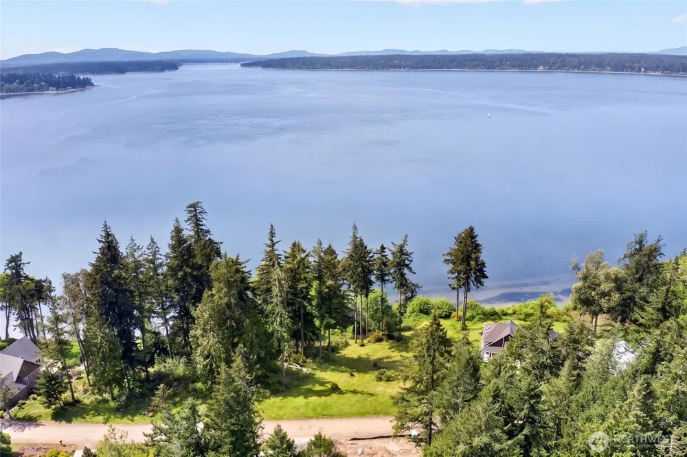 6902 190th Avenue SW Longbranch, WA 98351