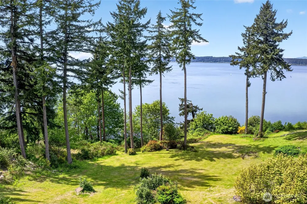 6902 190th Avenue SW Longbranch, WA 98351
