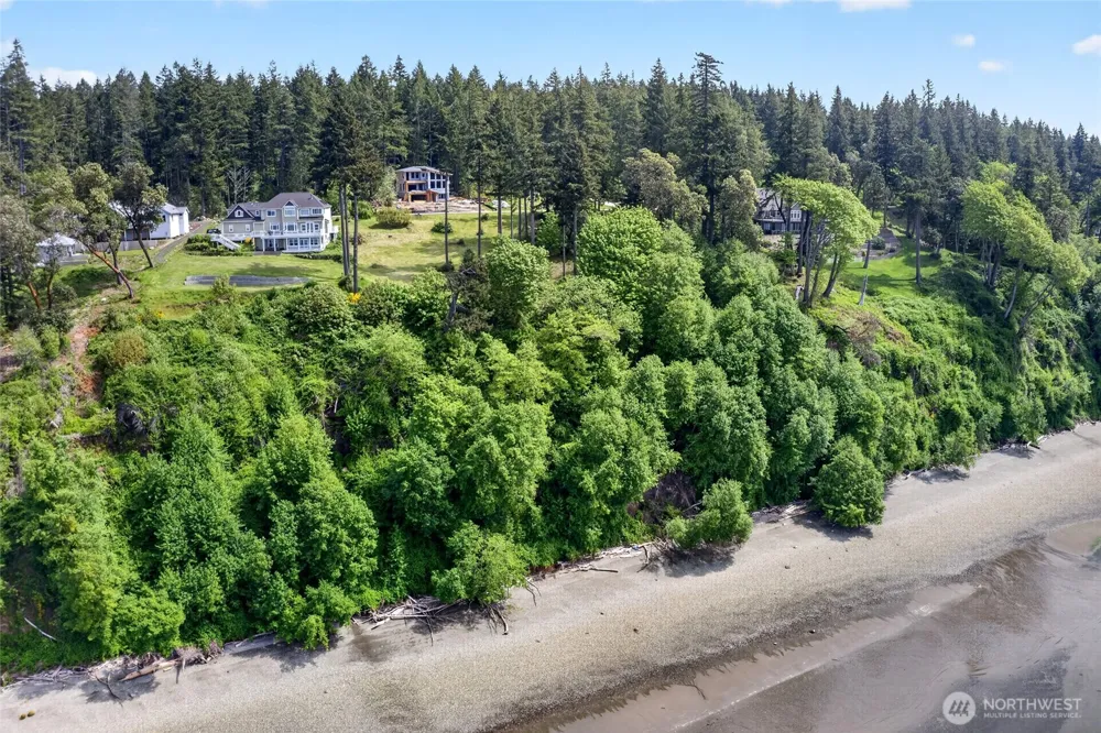6902 190th Avenue SW Longbranch, WA 98351