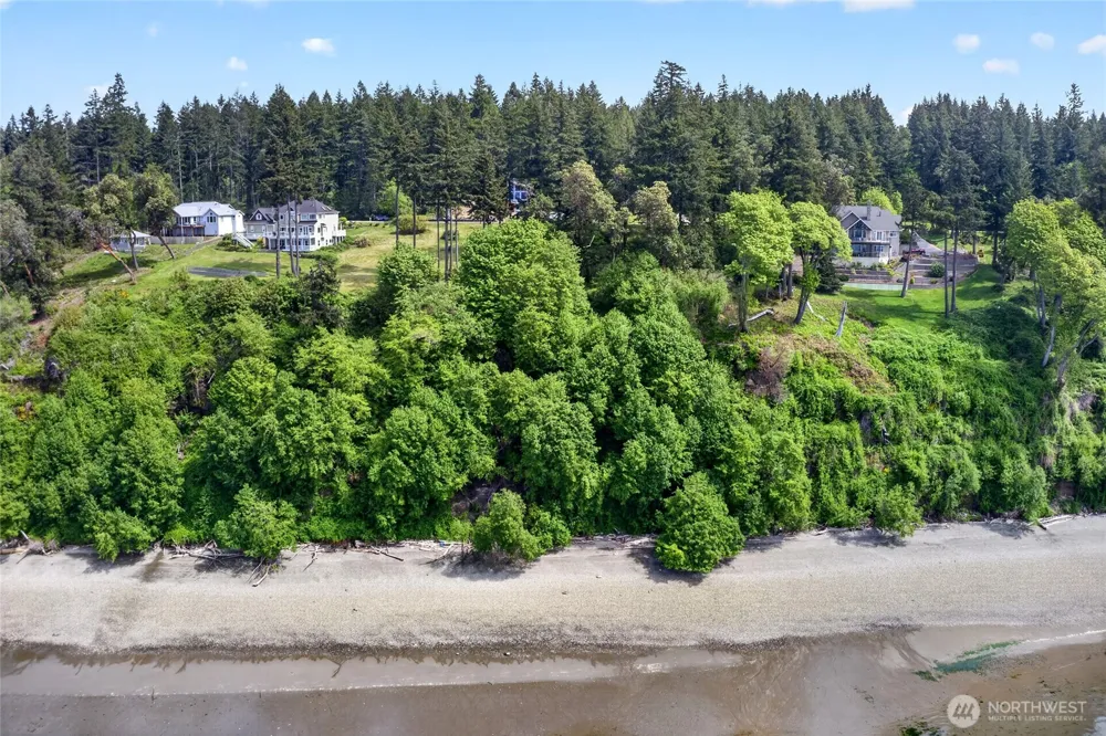 6902 190th Avenue SW Longbranch, WA 98351
