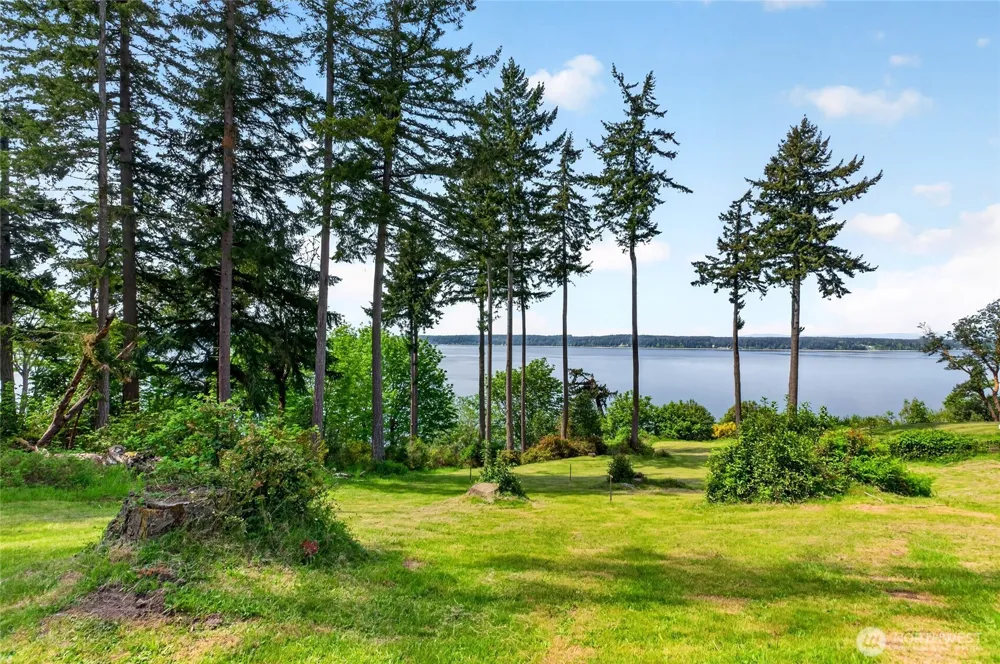 6902 190th Avenue SW Longbranch, WA 98351