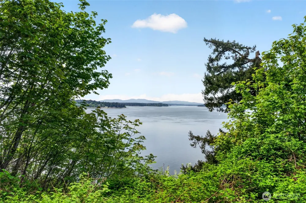 6902 190th Avenue SW Longbranch, WA 98351